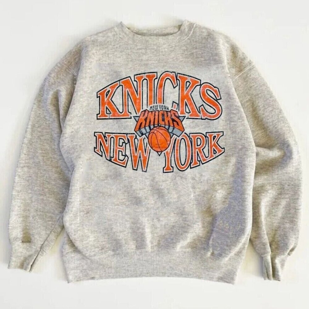 New York Knicks Basketball Crewneck Sweatshirt 90s Retro style - Picture 1 of 2